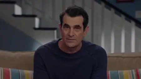 Modern Family S10E18