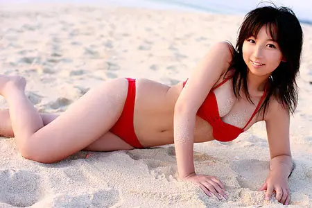 Riho Lida - Sexy Asian Bikini Model
