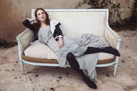 Julianne Moore - Sebastian Kim Photoshoot 2016