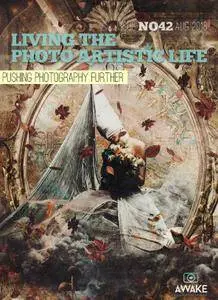 Living The Photo Artistic Life - August 2018