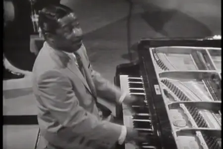 Erroll Garner - In Performance (2002)