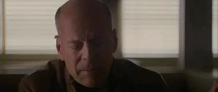 Looper - In fuga dal passato (2012)