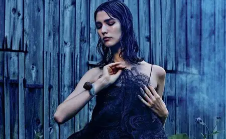 Manon Leloup by Kacper Kasprzyk for V Winter 2013