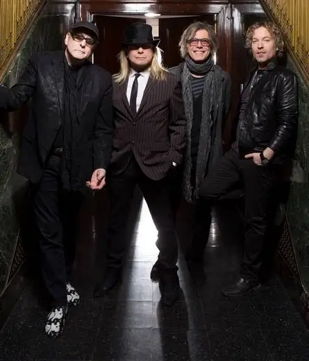 Cheap Trick - Christmas Christmas (2017)