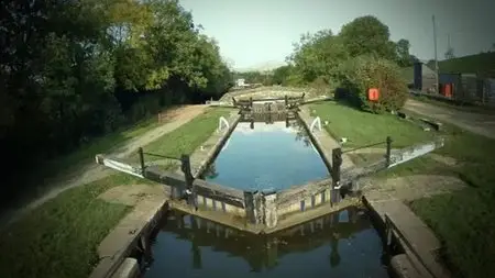 ITV - Barging Round Britain with John Sergeant (2015)