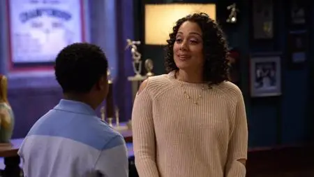 Prince of Peoria S01E01