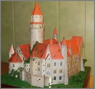 Detailed Architectural Paper Model (E5)