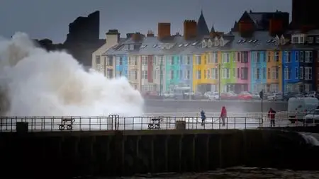 Ch4. - Britain's Wildest Weather (2020)