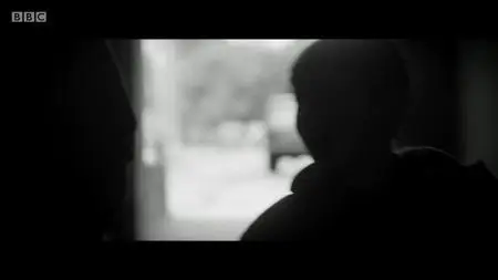 In My Skin S01E01