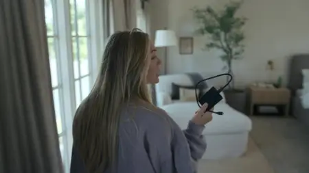 Call Her Alex S01E01
