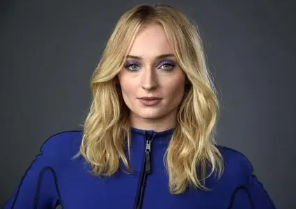 Sophie Turner by Chris Pizzello during the 2019 WonderCon in Anaheim, CA on March 29, 2019