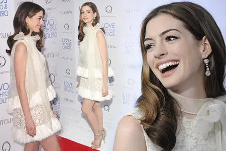 Anne Hathaway - Love and other drugs Variety Screening in New York 11-16-10