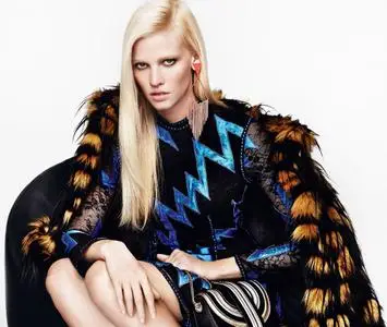 Lara Stone by Mario Testino for Vogue UK August 2015