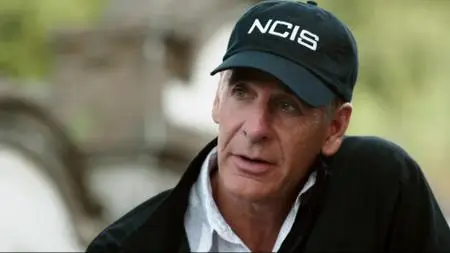 NCIS: New Orleans S01E06