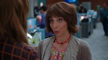 Great News S02E05